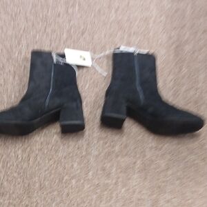 Elegant Black Ankle Booties